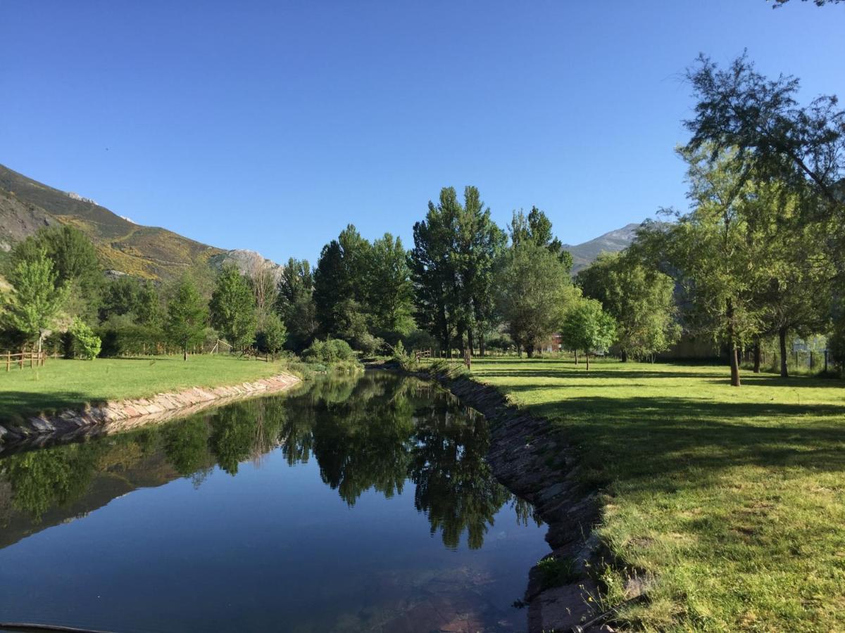 Hotel Rural Los Arguellos Lugueros Eksteriør bilde